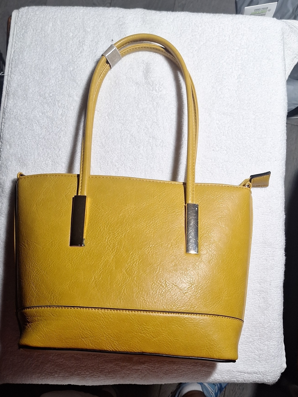 Yellow Women’s Tote Handbag - Stylish Must-Have